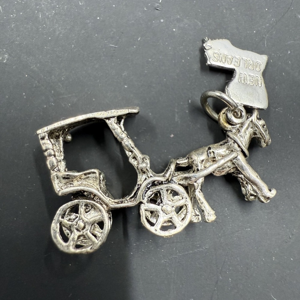 Charming Vintage Sterling New Orleans Horse Carriage Souvenir Charm‎ 1"